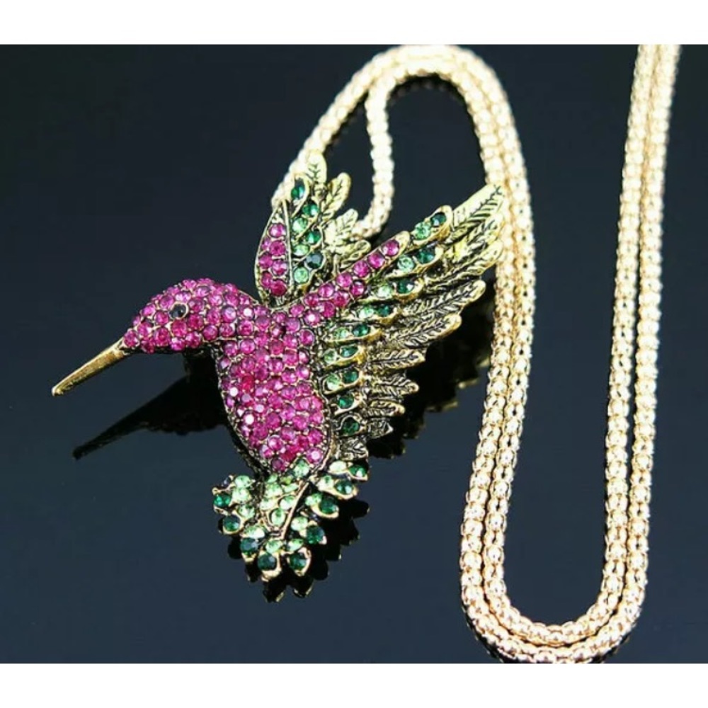 NWT HUMMINGBIRD NECKLACE